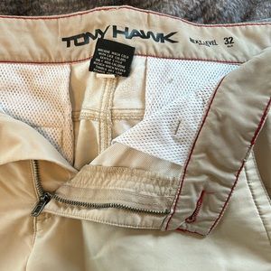 Men’s shorts. Two Tony Hawk (khaki, gray), one ZeroXPosur. 32W
